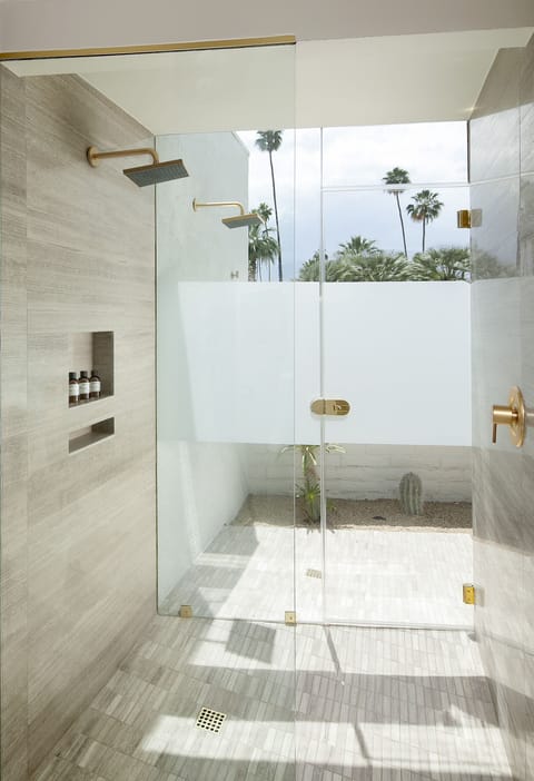 Bathroom shower