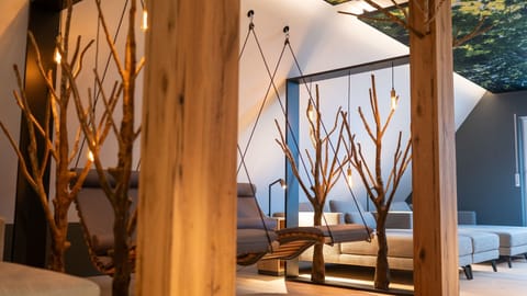 Aromatherapy, body wraps, body scrubs, reflexology, 1 treatment room