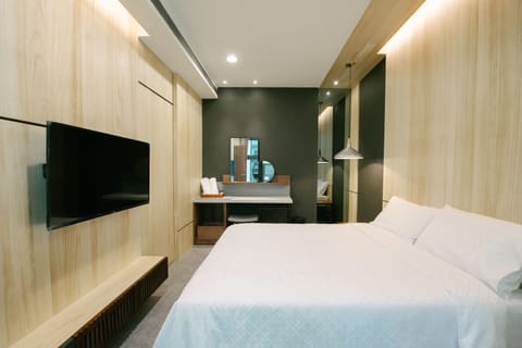 Double Room, Patio | Blackout drapes, soundproofing, free WiFi, bed sheets