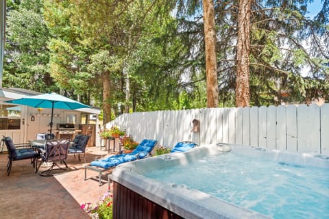 House, 3 Bedrooms | BBQ/picnic area