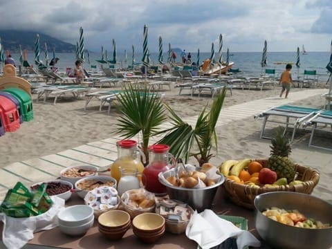 Beach bar
