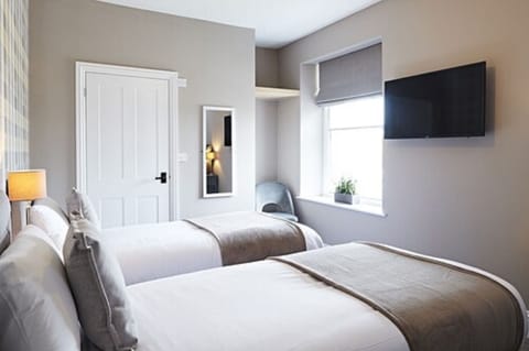 Classic Twin Room, 2 Twin Beds | Hypo-allergenic bedding, individually decorated, individually furnished