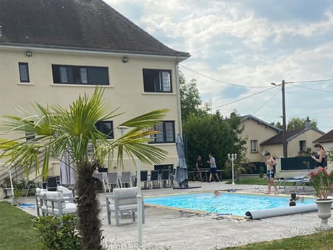 Seasonal outdoor pool, sun loungers