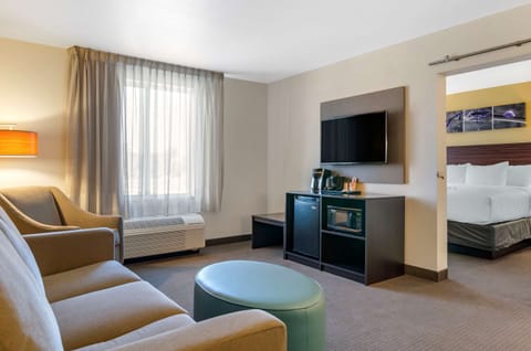 Individually decorated, individually furnished, desk, blackout drapes