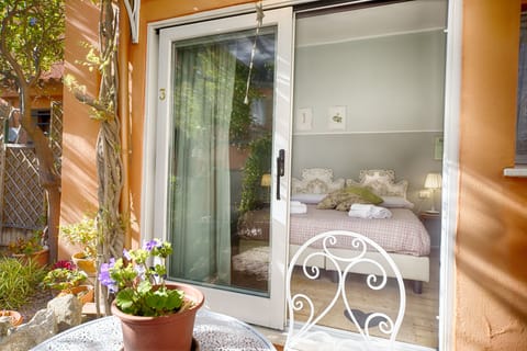 Exclusive Double Room, Garden View | Down comforters, memory foam beds, individually decorated