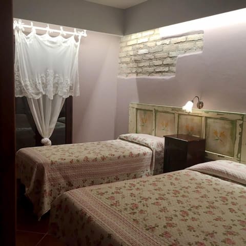 In-room safe, individually decorated, individually furnished, desk