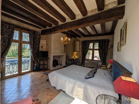 Bedroom 5 | Individually decorated, individually furnished, free WiFi, bed sheets