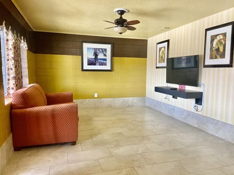 Standard Suite, 1 Bedroom, Kitchen | Living area | Flat-screen TV