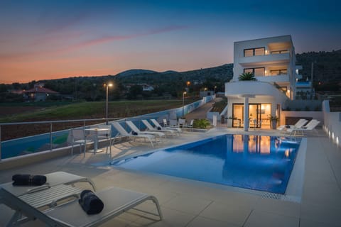 Front of property - evening/night