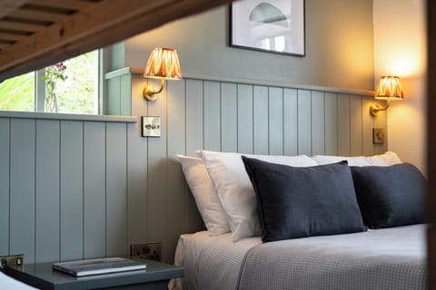 Family Room | Free WiFi, bed sheets