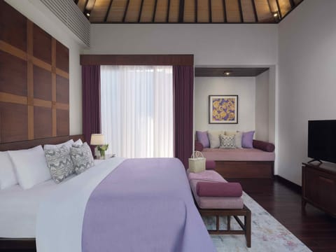 Deluxe Villa, Private Pool | Premium bedding, minibar, desk, free WiFi