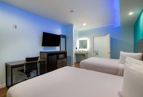Room, 2 Queen Beds, Accessible, Non Smoking | Egyptian cotton sheets, premium bedding, Select Comfort beds, desk