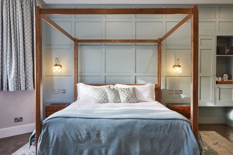 Superior Suite, Ensuite, River View (Room 9) | 1 bedroom