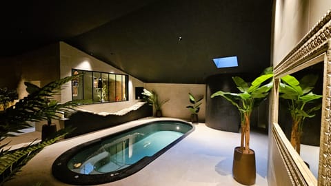 Turkish bath, body treatments, deep-tissue massages, Swedish massages