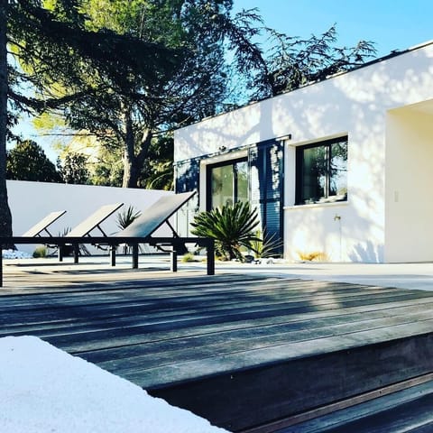 Superior Room, Pool View (Cèdre) | Terrace/patio