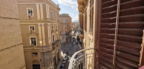 Deluxe Room, City View (Politeama) | Balcony view