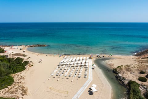 Private beach nearby, white sand, free beach shuttle, sun loungers