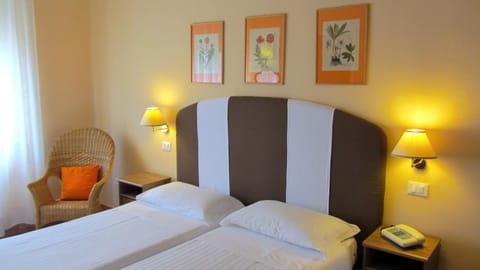 Minibar, in-room safe, desk, cribs/infant beds