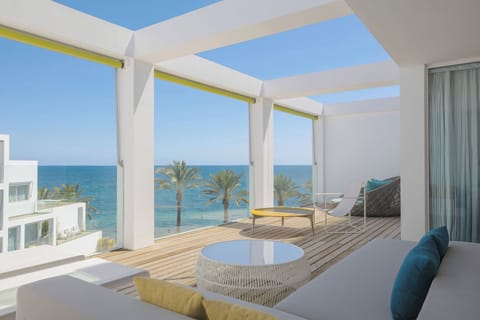 Suite, 1 King Bed, Sea View (Terrace) | Beach/ocean view