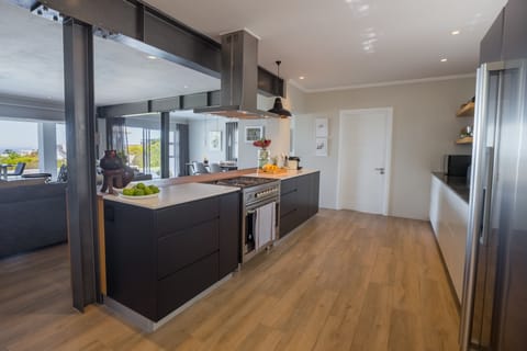 Exclusive House, Non Smoking, Sea View | Private kitchen | Full-size fridge, microwave, oven, stovetop