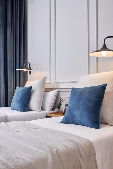 Minibar, in-room safe, desk, blackout drapes