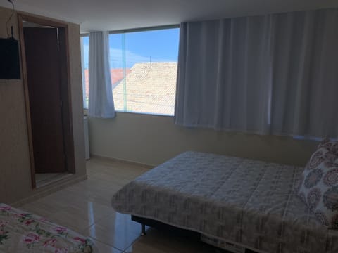 Comfort Room | Blackout drapes, free WiFi, bed sheets