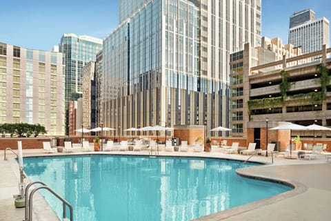 Seasonal outdoor pool, sun loungers