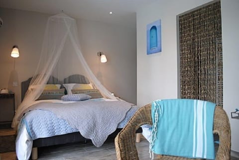 Double Room (Terre et mer) | Premium bedding, individually decorated, desk, blackout drapes