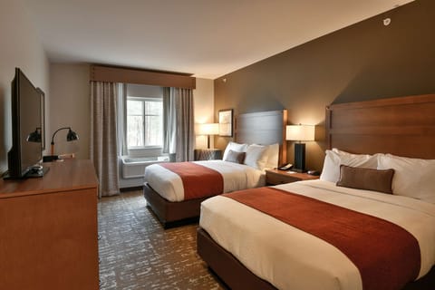 Premium bedding, pillowtop beds, individually furnished, desk