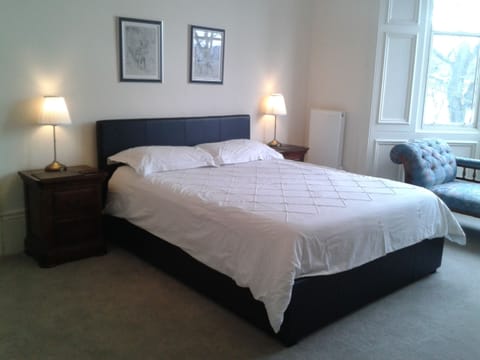 Memory foam beds, desk, iron/ironing board, free WiFi