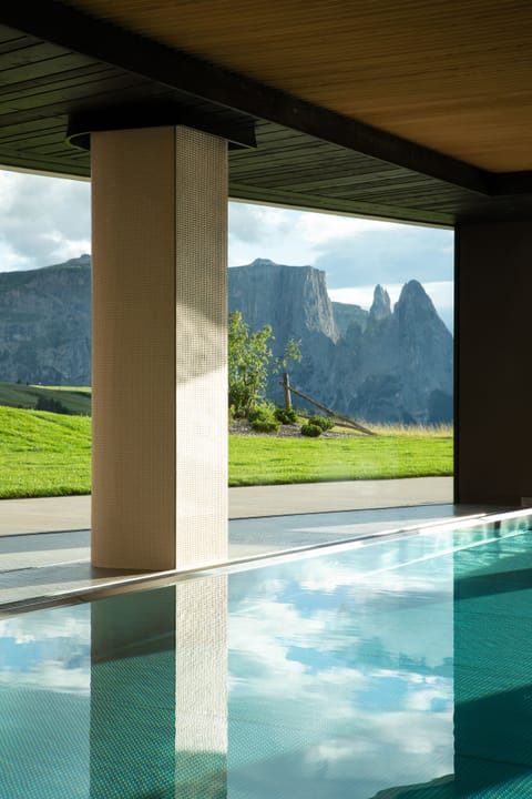 Indoor pool, outdoor pool, sun loungers