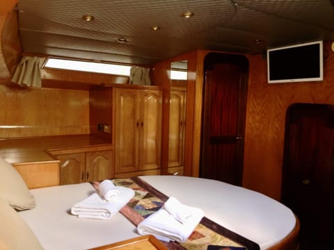 Classic Double Room, Marina View | Free WiFi