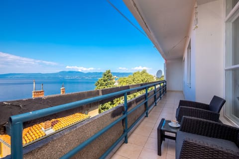 Apartment | Balcony view