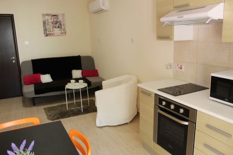 Apartment | Iron/ironing board, free WiFi, bed sheets
