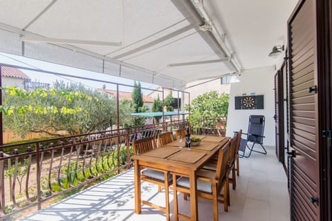 Apartment (A1) | Terrace/patio