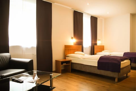 Comfort Twin Room | Desk, free WiFi, bed sheets