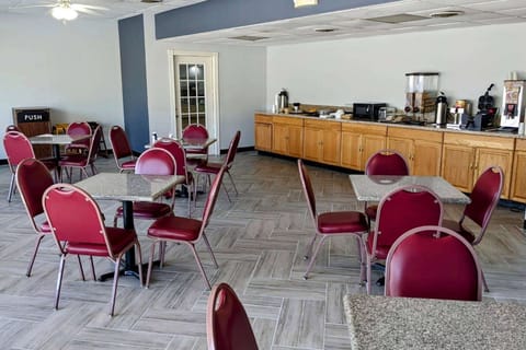 Free daily full breakfast