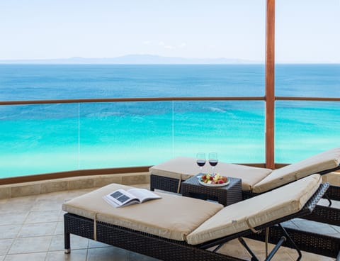 Deluxe Suite, Sea View, Corner | View from room