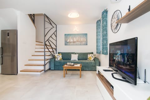 House | Living room | TV