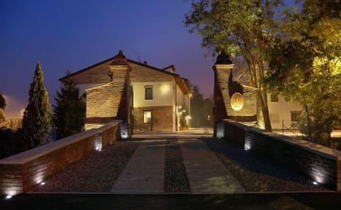Front of property - evening/night