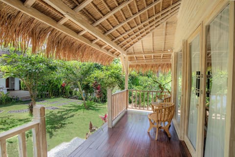 Deluxe Room, Bathtub | Terrace/patio