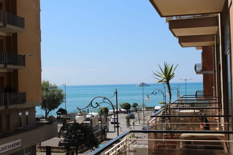 Deluxe Double Room, Balcony, Sea View | Beach/ocean view