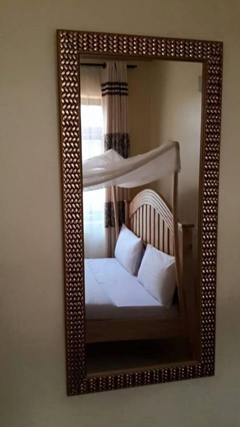 Double Room | Desk, laptop workspace, blackout drapes, soundproofing