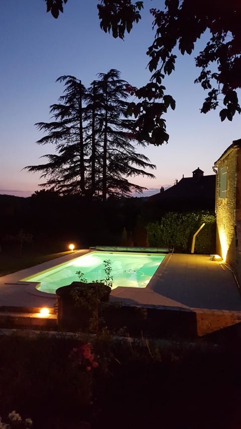 Deluxe House, Ensuite, Park View (piscine sécurisée, verger) | Outdoor pool | Outdoor pool, sun loungers