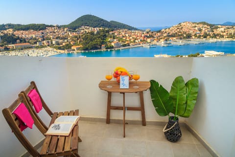 City Apartment, Balcony, Sea View (2 Bedrooms) | Balcony