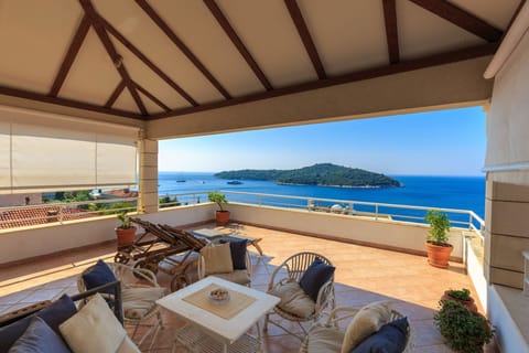 Exclusive Apartment, Terrace, Sea View (3 Bedrooms) | Balcony