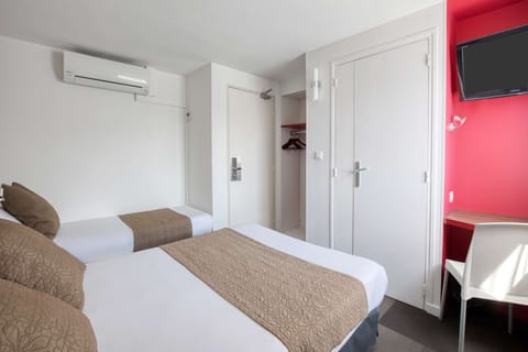 Standard Room, Multiple Beds, Non Smoking | Select Comfort beds, desk, laptop workspace, iron/ironing board