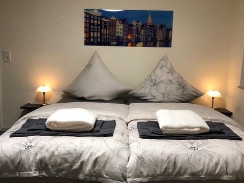 Comfort Double Room, Private Bathroom, Garden View