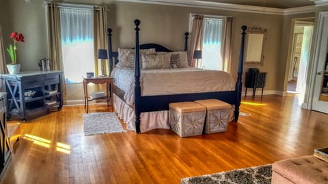 Superior Suite, Ensuite, Garden View (Room 1 The Grand Suite) | Premium bedding, individually decorated, individually furnished