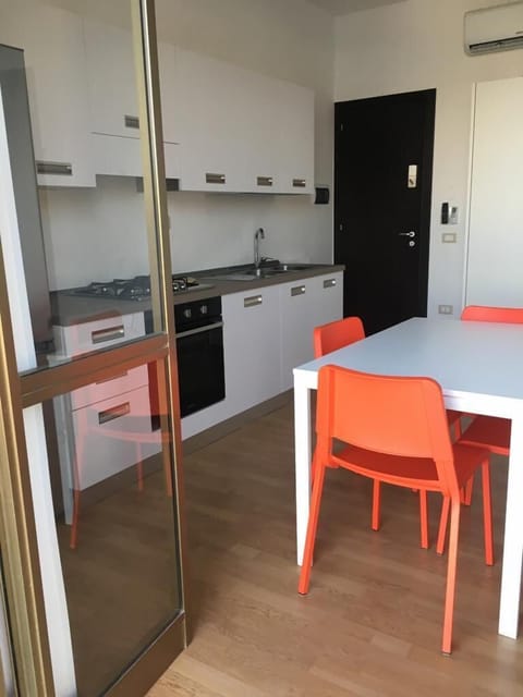 Studio, Sea View | In-room dining